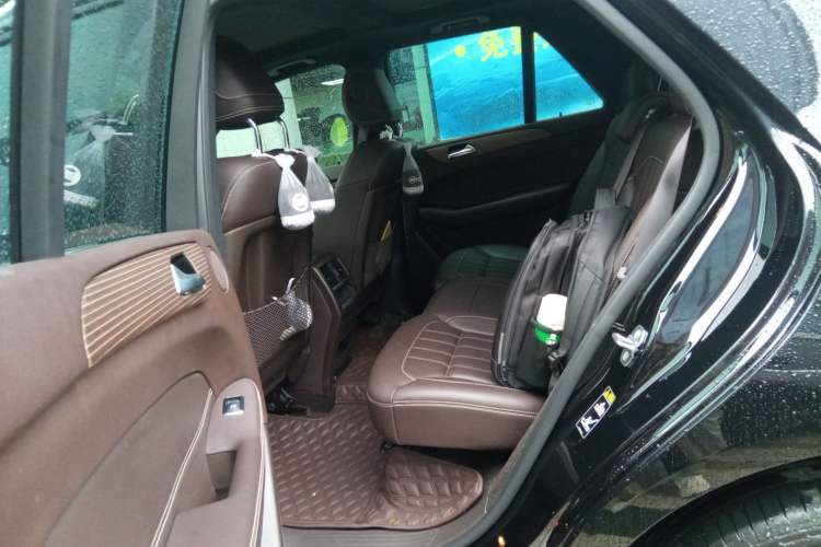 Used Mercedes-Benz GLE 2018 GLE 320 4MATIC Dynamic Edition Collector's Edition Left Rear Seat