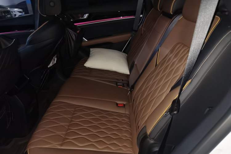 Used BYD Tang New Energy 2021 DM 2.0T Four-Wheel Drive High-Performance Flagship Model