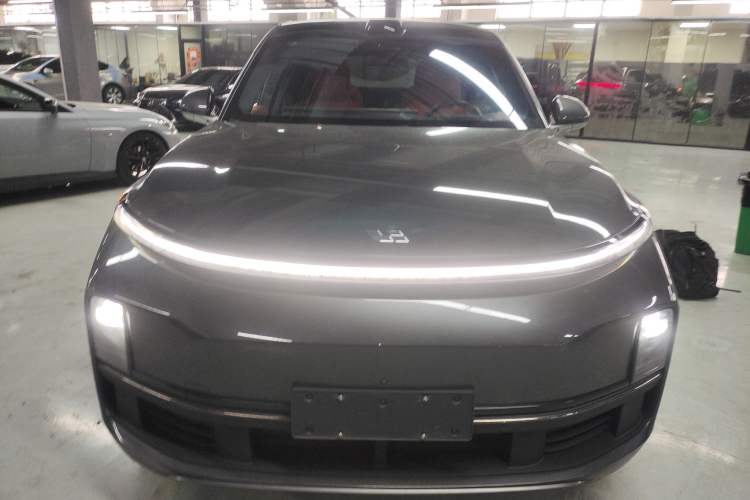 Used Li Auto L8 2023 Max model
