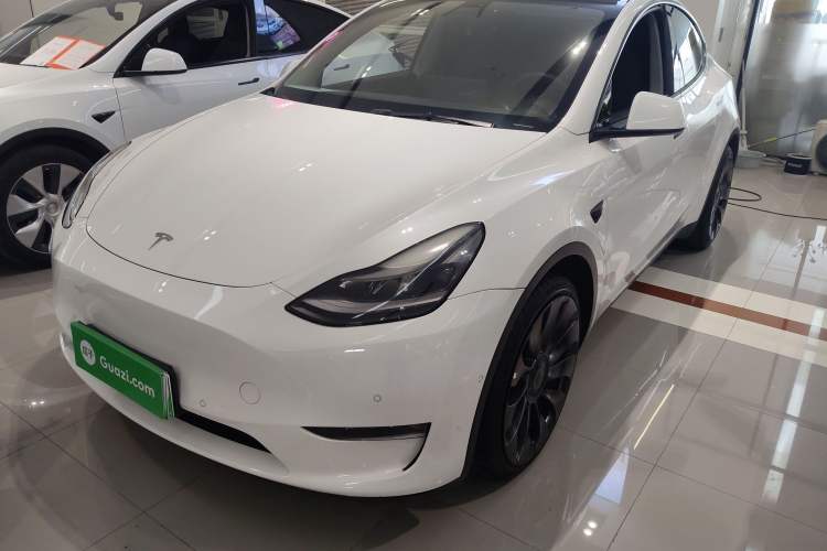 Used Tesla Model Y 2021 Long-Range All-Wheel-Drive Version