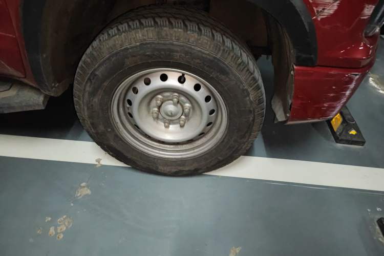 Used Foton General G9 2021 2.5T Armored Grand Commander Manual Two-Wheel Drive Leisure Edition Enjoyment Model with Long Bed JE4D25Q6A