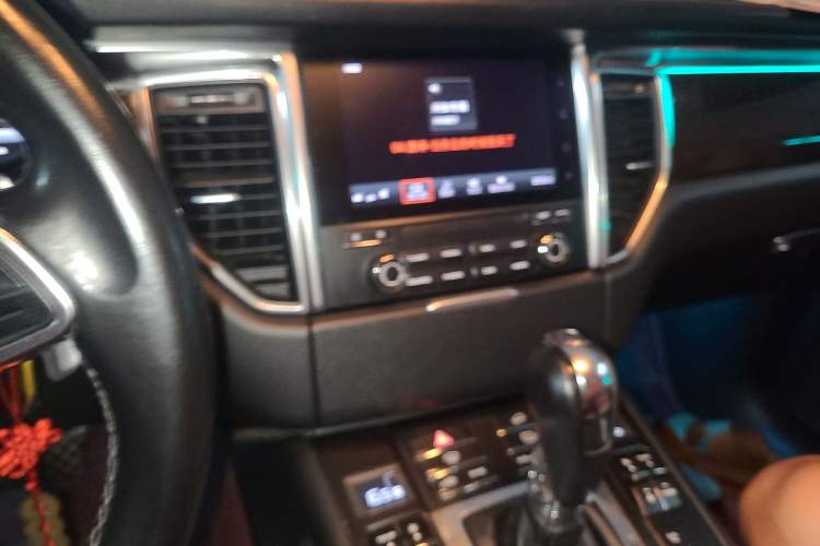 Used Porsche Macan 2017 Macan 2.0T