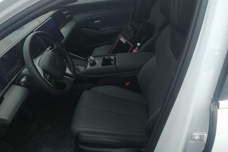 Used BYD Qin L 2024 DM-i 120KM Leading Model