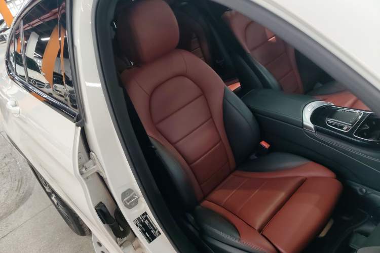 Used Mercedes-Benz GLC Coupe 2020 GLC 260 4MATIC Coupe SUV
