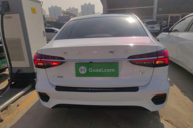 Used Roewe i5 2021 Revised Version 1.5L CVT Diamond Edition