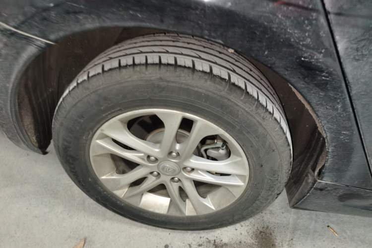 Used CHANGAN Raeton 2014 1.8T Automatic Elite Anniversary Edition China IV Standard