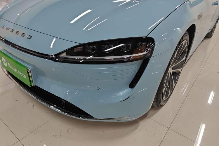 Used Hima Luxeed S7 2024 Max+
