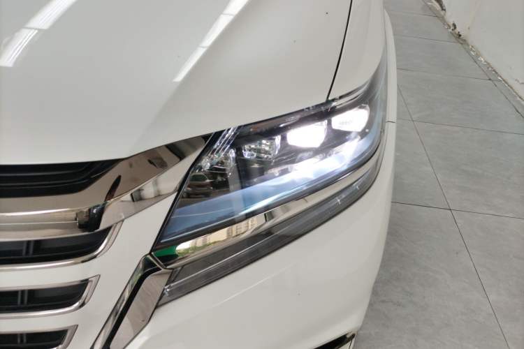 Used Honda Elysion 2019 2.0L Hybrid Luxury Edition
