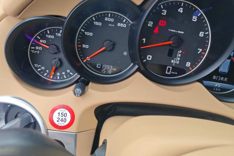 Used Porsche Cayenne 2016 Cayenne Platinum Edition 3.0T