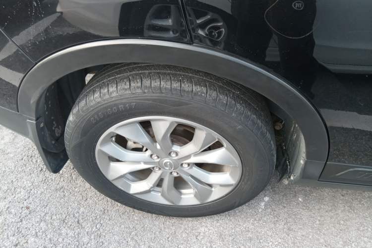 Used GAC Trumpchi GS3 2017 150N Automatic Elite Edition Right Rear Wheel Hub