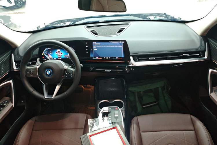 Used BMW iX1 2025 eDrive25L X Design Package