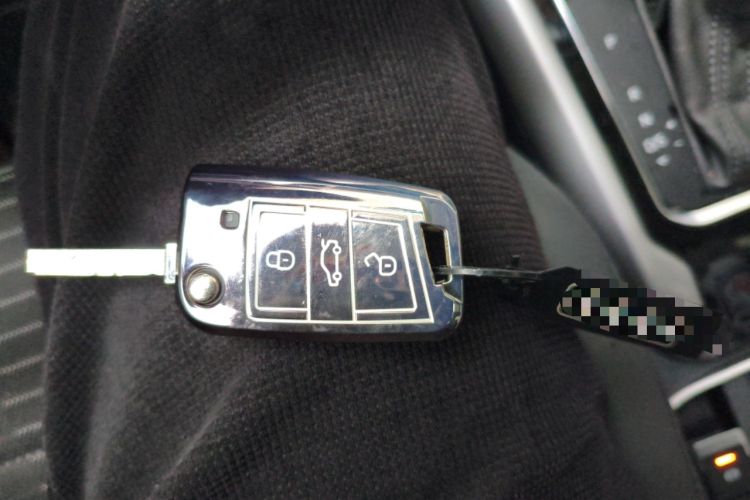 Used Volkswagen T-ROC 2021 Revised Version 280TSI DSG Two-Wheel Drive Elite Connect Edition Vehicle Key