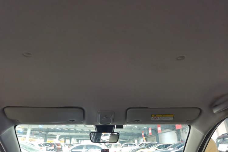 Used Wuling Bingo 2023 333 km Enjoyment Version Headliner