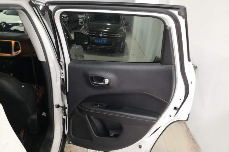 Used Jeep Compass 2017 200T Automatic Family Edition