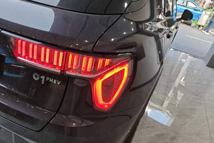 Used Lynk & Co 01 EM-P 2021 1.5TD PHEV Halo Exterior 6