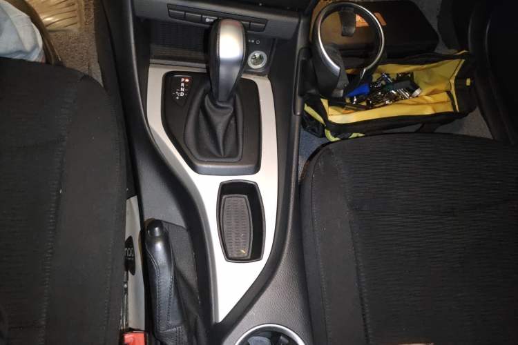 Used BMW X1 2012 sDrive18i Fashion Model Gear Lever