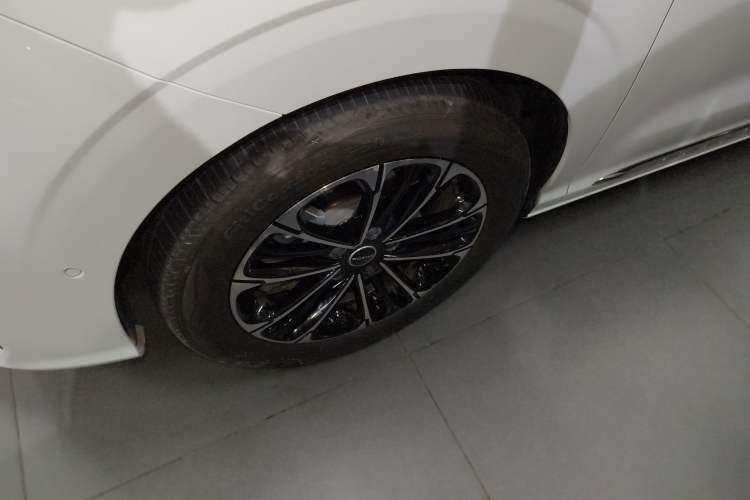 Used Roewe iMAX8 2021 400TGI Supreme Series Ultimate Edition