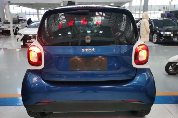 Used smart fortwo 2018 1.0L 52kW Hardtop Passion Edition China V Standard
