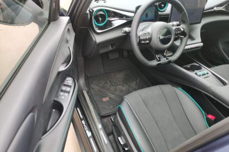 Used BYD Dolphin 2024 Honor Edition 420km Fashion Version Driver Seat