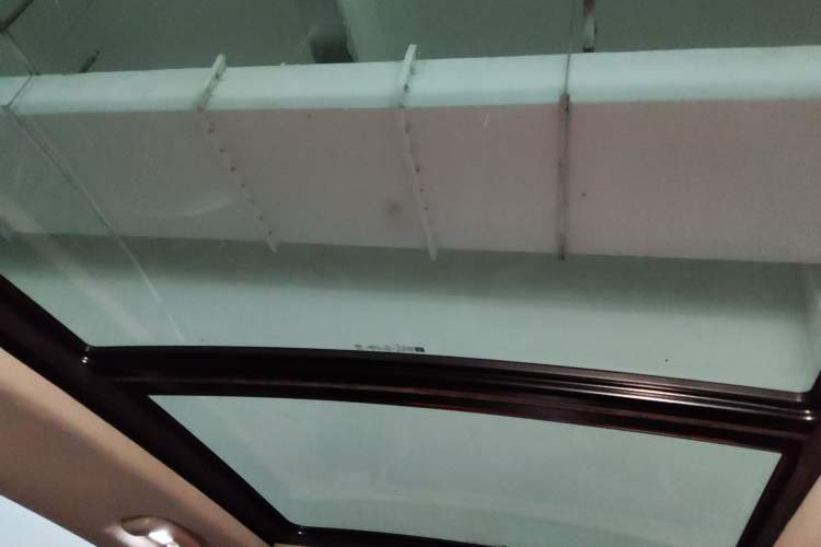 Used Buick Envision 2015 20T Two-Wheel-Drive Elite Model Headliner