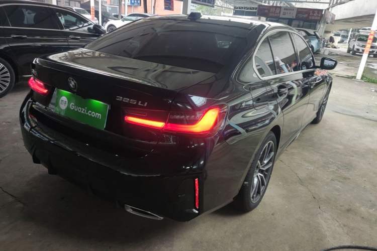 Used BMW 3 Series 2025 325Li M Sport Package Rear Right 45 Deg