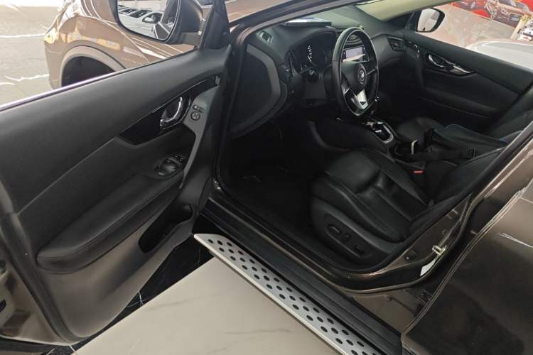 Used Nissan X-Trail 2021 2.0L CVT 2WD XL Premium Commemorative Edition
