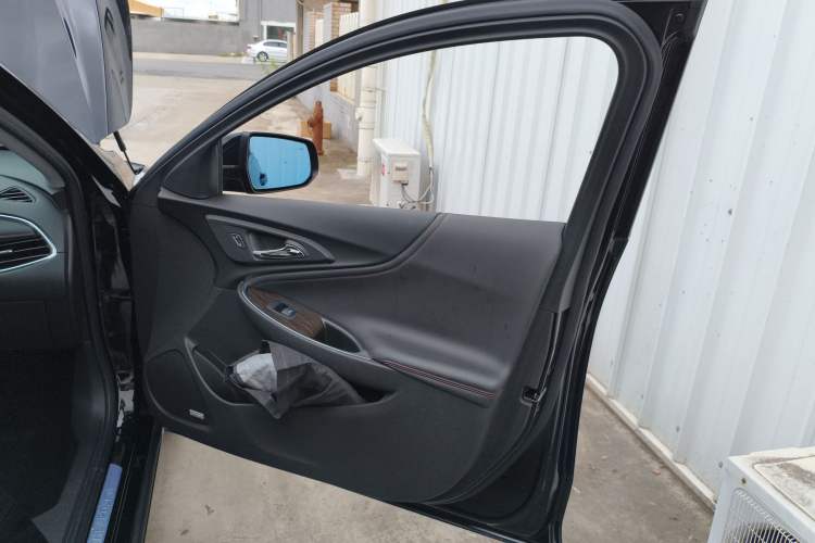 Used Chevrolet Malibu XL 2022 Redline 550T Automatic Smart Edition