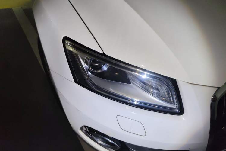 Used Audi Q5 2013 40 TFSI Ambition Exterior 3