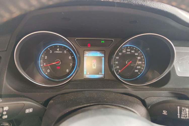 Used Zotye T600 2016 Sports Edition 1.5T Manual Luxury Model Instrument Cluster