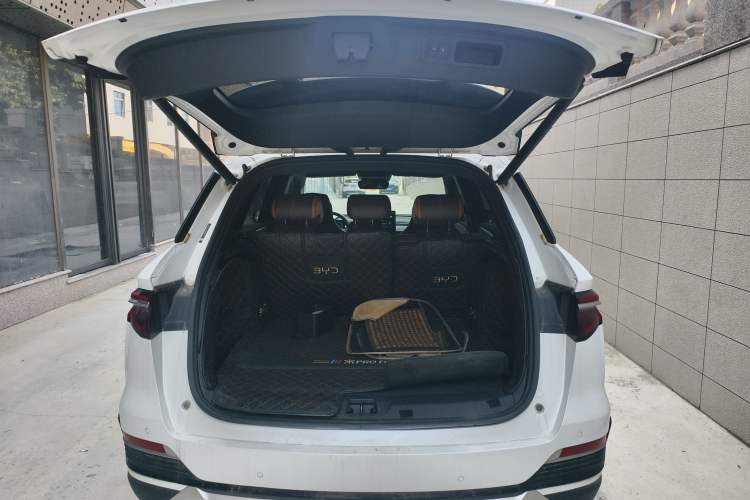 Used BYD Song Pro New Energy 2022 DM-i 110km Flagship Pro Model Trunk