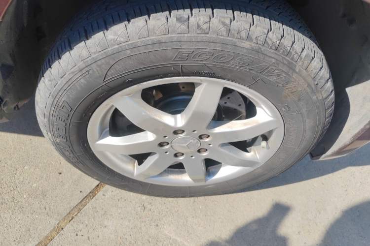 Used Mercedes-Benz GLK-Class 2010 GLK 300 4MATIC Fashion Model