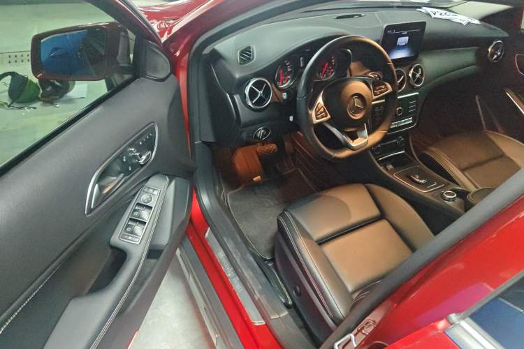 Used Mercedes-Benz GLA 2019 GLA 200 Fashion Model Driver Seat