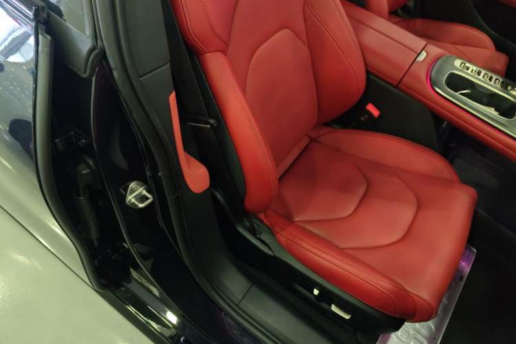 Used Xiaomi Auto SU7 2024 Four-Wheel Drive Ultra-Long Range Advanced Intelligent Driving Max Edition