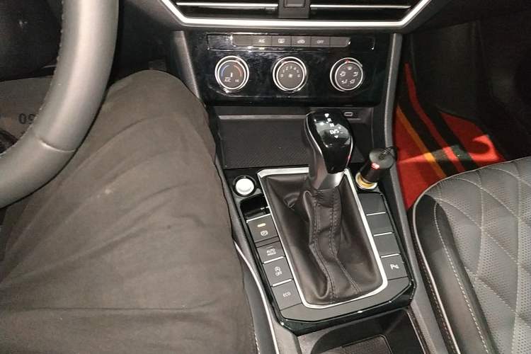 Used Volkswagen Sagitar 2024 300TSI DSG Excellence Edition