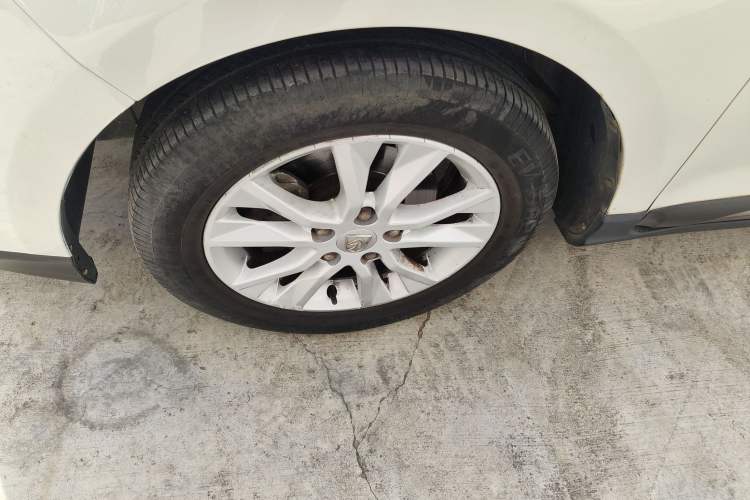 Used Baojun 730 2016 1.8L iAMT Comfort Version 7 Seats
