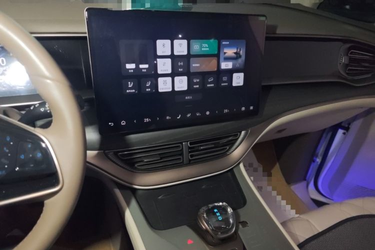 Used Denza D9 2022 DM-i 970 Four-Wheel Drive Prestige Model
