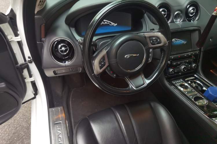 Used Jaguar XJ 2015 XJL 3.0 SC Elegant Business 80th Anniversary Limited Edition
