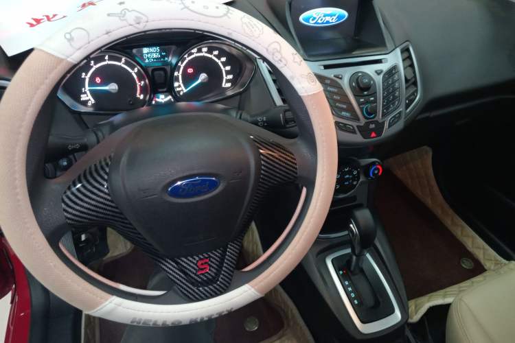 Used Ford Fiesta 2013 Hatchback 1.5L Automatic Fashion Edition
