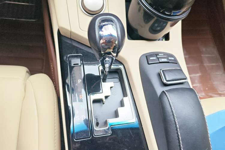 Used Lexus ES 2013 250 Elite Edition
