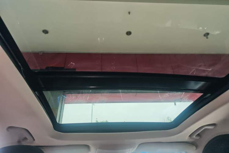 Used Ford Taurus 2017 EcoBoost 245 Fashion Edition Headliner