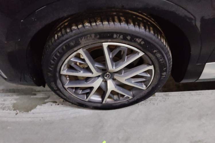 Used GAC Trumpchi GS8 2022 Dual-Engine Series 2.0TM Two-Wheel Drive Prestige Edition (7 Seats)
