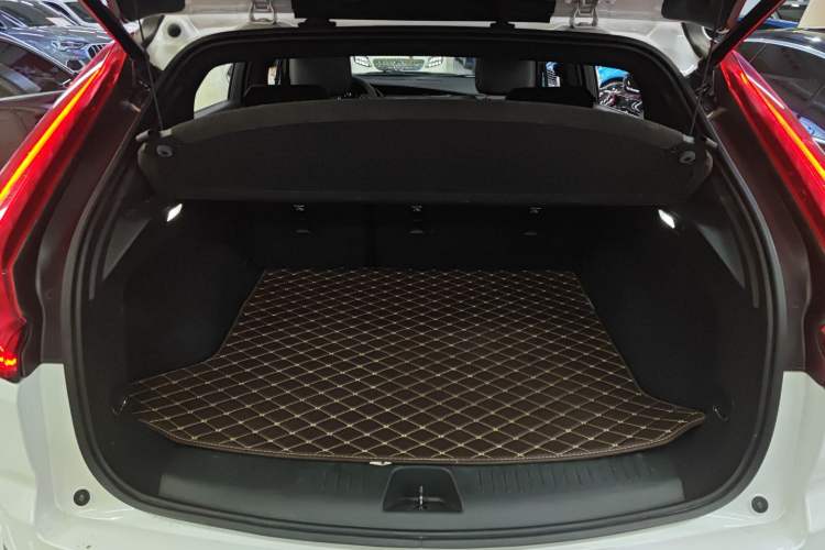 Used Cadillac XT4 2020 Revised Version 28T Two-Wheel Drive Tech Edition