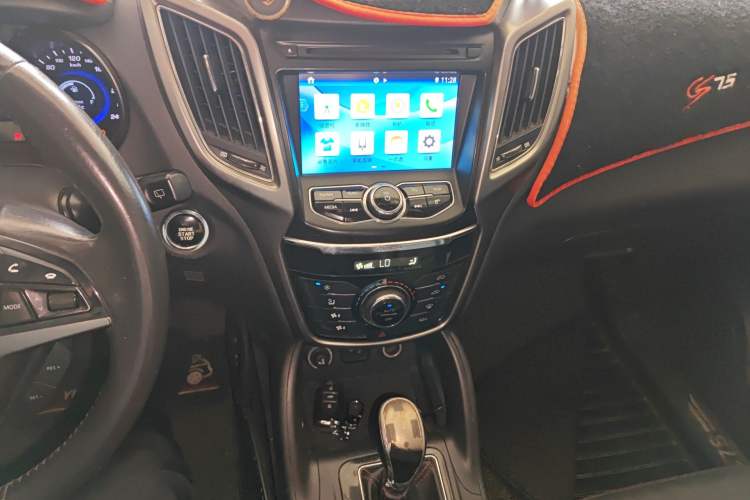 Used CHANGAN CS75 2016 1.8T Automatic Elite Model China V Standard Audio And AC Panel