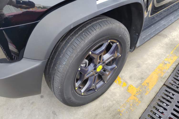 Used JETOUR Traveler 2023 2.0T All-Wheel-Drive CrossPRO