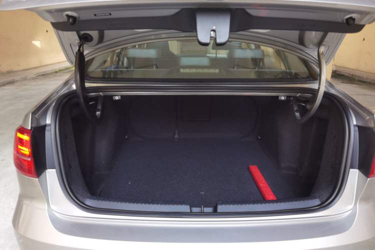 Used Volkswagen Sagitar 2018 1.6L Automatic Comfort Model