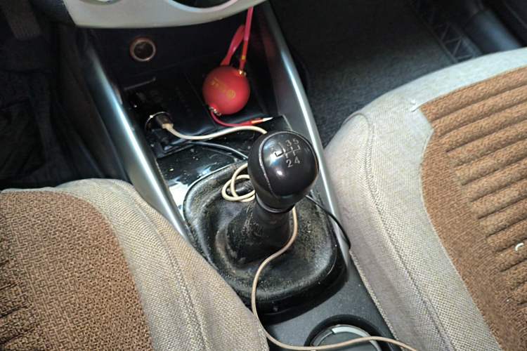 Used Kia Forte 2014 1.6L MT GL Gear Lever