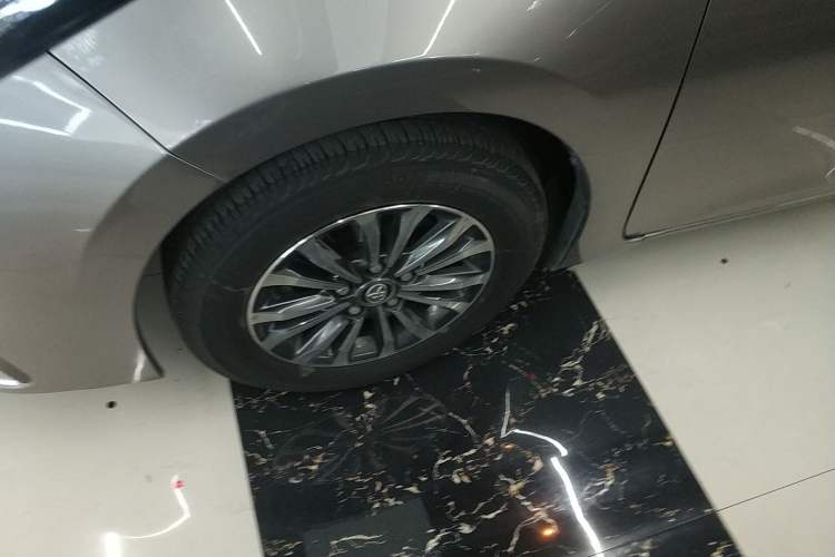 Used Toyota Corolla 2017 Revised Version 1.2T S-CVT GL
