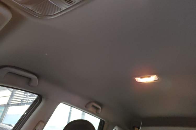 Used Haval M6 2018 Revised Version 1.5T DCT Two-Wheel Drive Urban Style