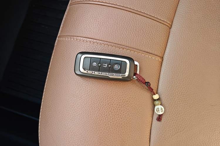 Used Qoros 5 2018 Revised Version 1.6T Automatic Flagship Edition
