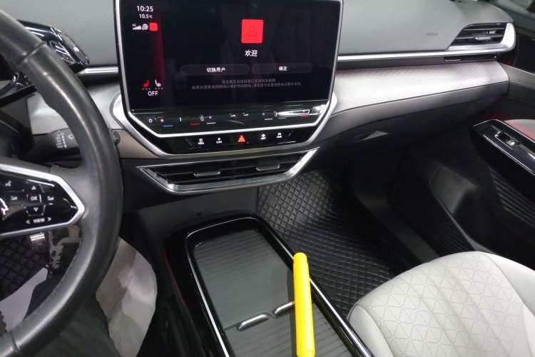 Used Volkswagen ID.6 X 2023 Ultra-Intelligent Long-Range Version
